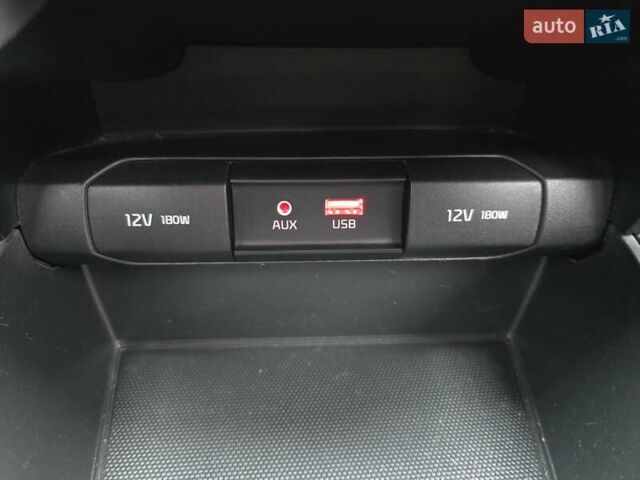 Серый Киа Рио, объемом двигателя 1.59 л и пробегом 91 тыс. км за 11900 $, фото 46 на Automoto.ua