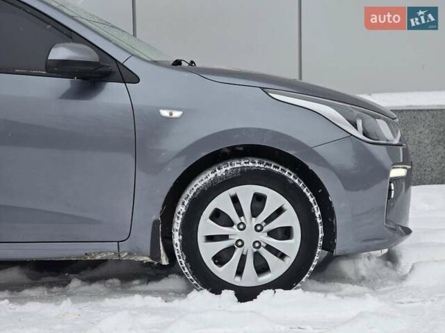 Серый Киа Рио, объемом двигателя 1.59 л и пробегом 91 тыс. км за 11900 $, фото 12 на Automoto.ua