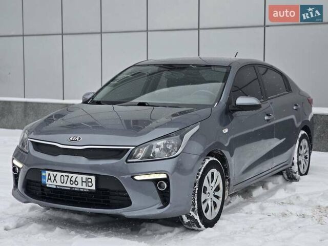 Серый Киа Рио, объемом двигателя 1.59 л и пробегом 91 тыс. км за 11900 $, фото 2 на Automoto.ua