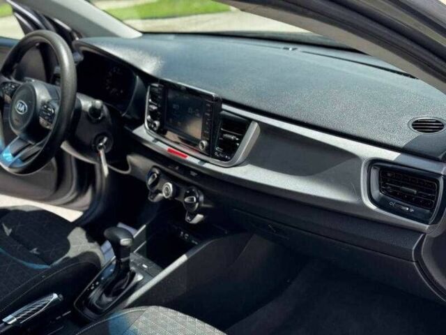 Серый Киа Рио, объемом двигателя 1.6 л и пробегом 54 тыс. км за 1900 $, фото 7 на Automoto.ua