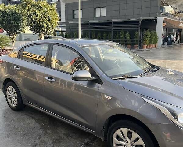Серый Киа Рио, объемом двигателя 1.59 л и пробегом 91 тыс. км за 10500 $, фото 7 на Automoto.ua