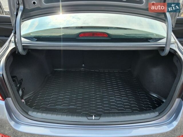 Сірий Кіа Ріо, об'ємом двигуна 1.37 л та пробігом 135 тис. км за 12999 $, фото 36 на Automoto.ua