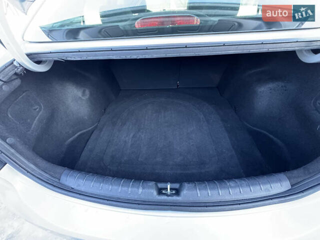 Серый Киа Рио, объемом двигателя 1.59 л и пробегом 65 тыс. км за 12700 $, фото 42 на Automoto.ua