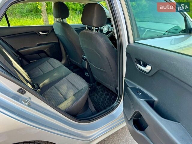 Серый Киа Рио, объемом двигателя 1.59 л и пробегом 68 тыс. км за 10900 $, фото 10 на Automoto.ua