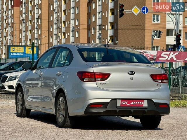 Серый Киа Рио, объемом двигателя 1.59 л и пробегом 68 тыс. км за 10900 $, фото 77 на Automoto.ua
