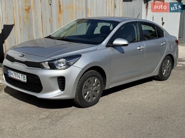 Серый Киа Рио, объемом двигателя 1.59 л и пробегом 40 тыс. км за 13000 $, фото 10 на Automoto.ua