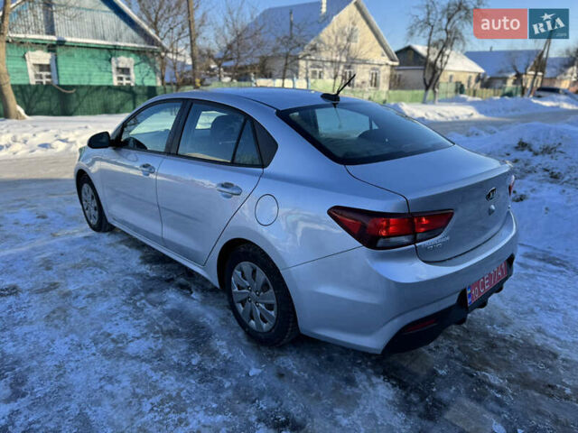 Серый Киа Рио, объемом двигателя 1.59 л и пробегом 65 тыс. км за 12700 $, фото 17 на Automoto.ua