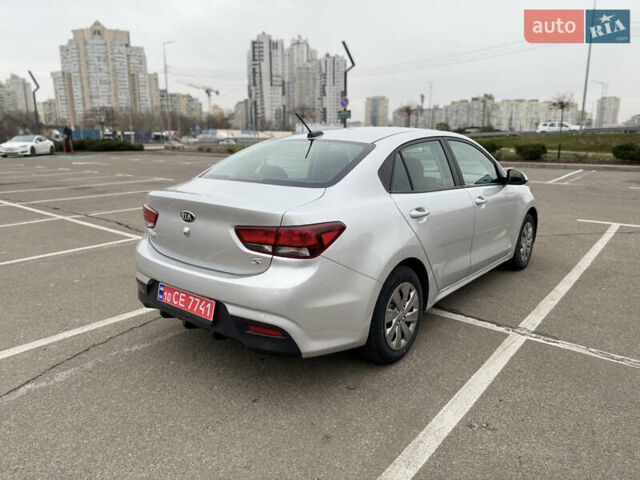 Серый Киа Рио, объемом двигателя 1.6 л и пробегом 65 тыс. км за 12800 $, фото 12 на Automoto.ua