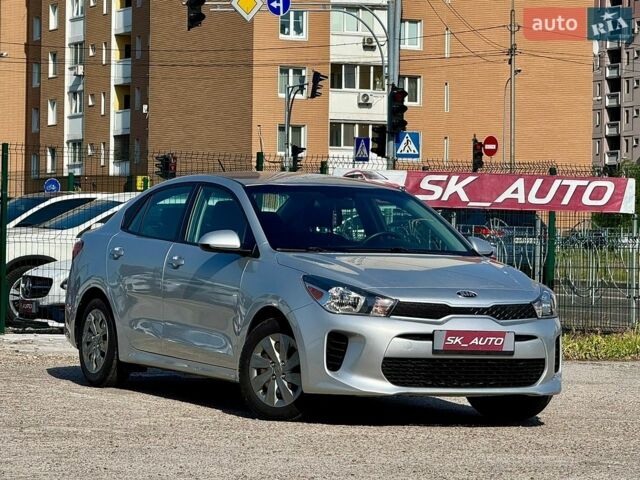 Серый Киа Рио, объемом двигателя 1.59 л и пробегом 68 тыс. км за 10900 $, фото 2 на Automoto.ua