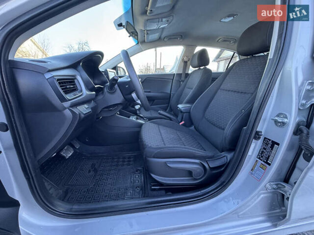 Серый Киа Рио, объемом двигателя 1.59 л и пробегом 65 тыс. км за 12700 $, фото 32 на Automoto.ua