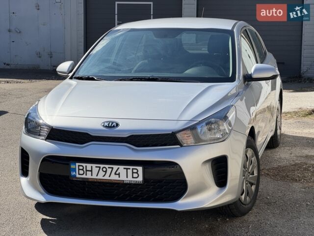 Серый Киа Рио, объемом двигателя 1.59 л и пробегом 40 тыс. км за 13000 $, фото 14 на Automoto.ua