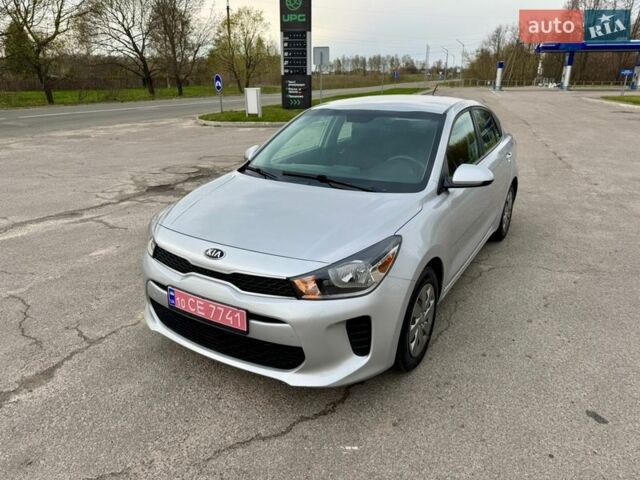 Серый Киа Рио, объемом двигателя 1.59 л и пробегом 68 тыс. км за 11500 $, фото 3 на Automoto.ua