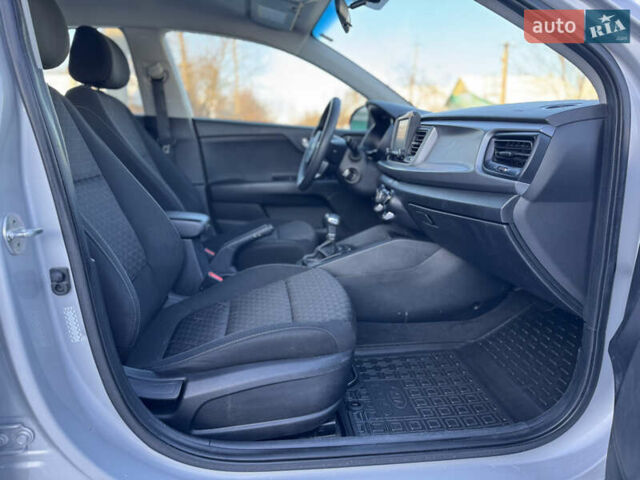 Серый Киа Рио, объемом двигателя 1.59 л и пробегом 65 тыс. км за 12700 $, фото 50 на Automoto.ua