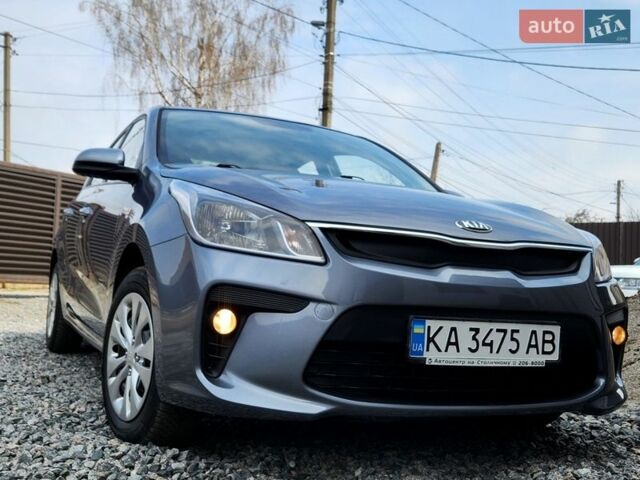 Сірий Кіа Ріо, об'ємом двигуна 1.37 л та пробігом 135 тис. км за 12999 $, фото 5 на Automoto.ua
