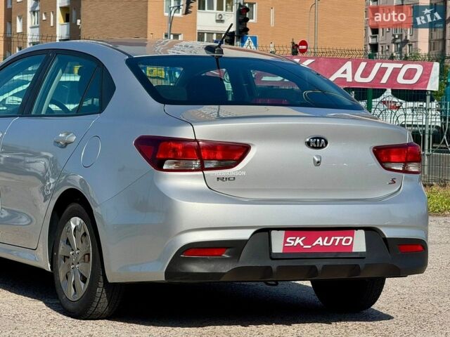 Серый Киа Рио, объемом двигателя 1.59 л и пробегом 68 тыс. км за 10900 $, фото 79 на Automoto.ua
