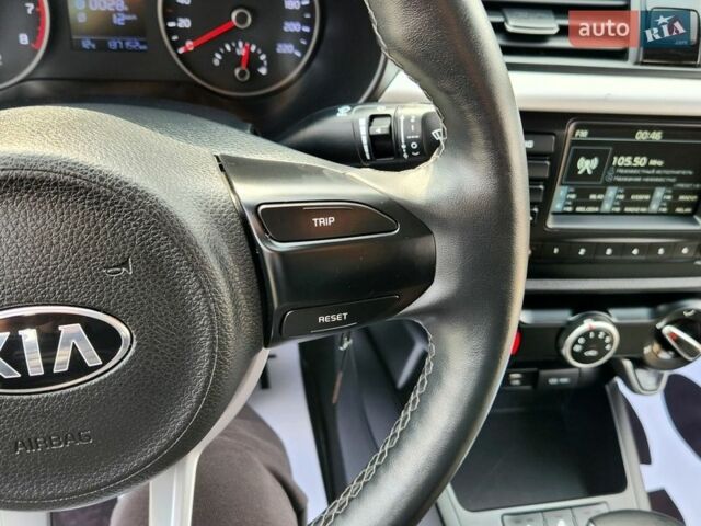 Сірий Кіа Ріо, об'ємом двигуна 1.37 л та пробігом 135 тис. км за 12999 $, фото 26 на Automoto.ua
