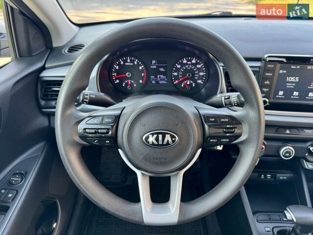 Серый Киа Рио, объемом двигателя 1.59 л и пробегом 68 тыс. км за 10900 $, фото 13 на Automoto.ua