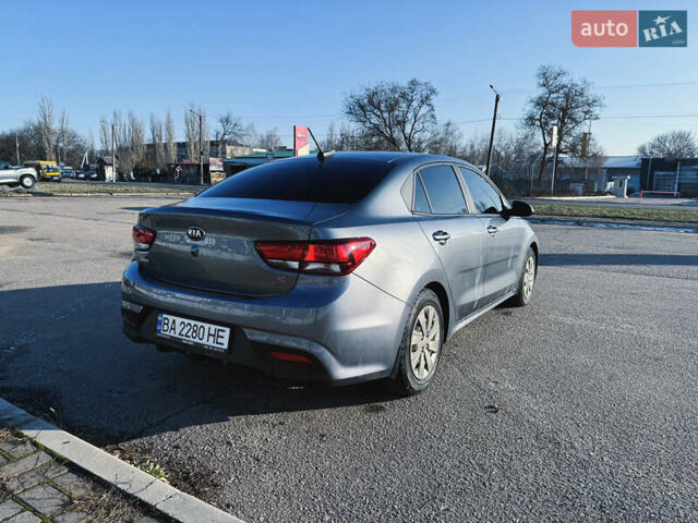 Серый Киа Рио, объемом двигателя 1.59 л и пробегом 60 тыс. км за 11900 $, фото 7 на Automoto.ua