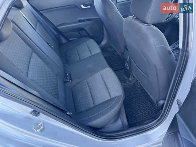 Серый Киа Рио, объемом двигателя 1.59 л и пробегом 65 тыс. км за 12700 $, фото 47 на Automoto.ua