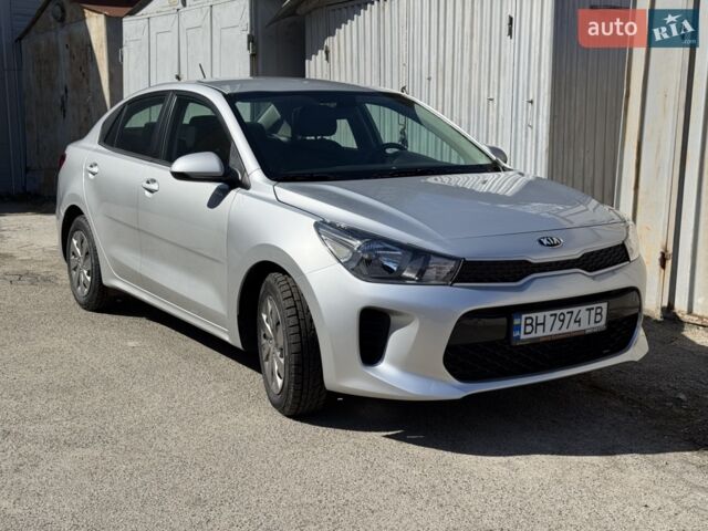 Серый Киа Рио, объемом двигателя 1.59 л и пробегом 40 тыс. км за 13000 $, фото 13 на Automoto.ua
