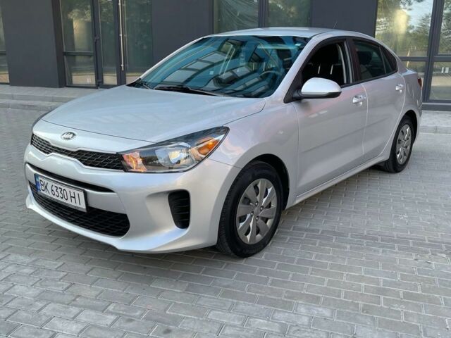 Серый Киа Рио, объемом двигателя 1.6 л и пробегом 25 тыс. км за 12300 $, фото 12 на Automoto.ua