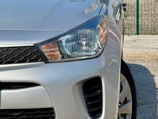 Серый Киа Рио, объемом двигателя 1.59 л и пробегом 68 тыс. км за 10900 $, фото 56 на Automoto.ua