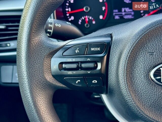 Серый Киа Рио, объемом двигателя 1.59 л и пробегом 68 тыс. км за 10900 $, фото 21 на Automoto.ua