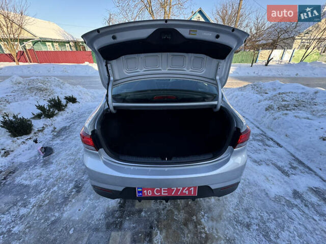 Серый Киа Рио, объемом двигателя 1.59 л и пробегом 65 тыс. км за 12700 $, фото 43 на Automoto.ua