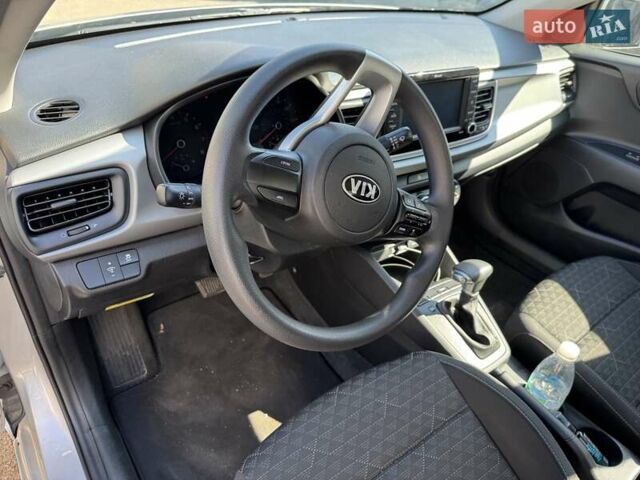 Сірий Кіа Ріо, об'ємом двигуна 1.59 л та пробігом 40 тис. км за 14500 $, фото 33 на Automoto.ua