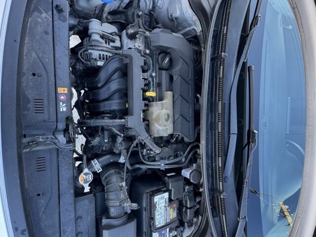 Сірий Кіа Ріо, об'ємом двигуна 1.6 л та пробігом 65 тис. км за 12700 $, фото 23 на Automoto.ua