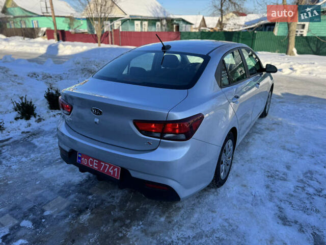 Серый Киа Рио, объемом двигателя 1.59 л и пробегом 65 тыс. км за 12700 $, фото 10 на Automoto.ua