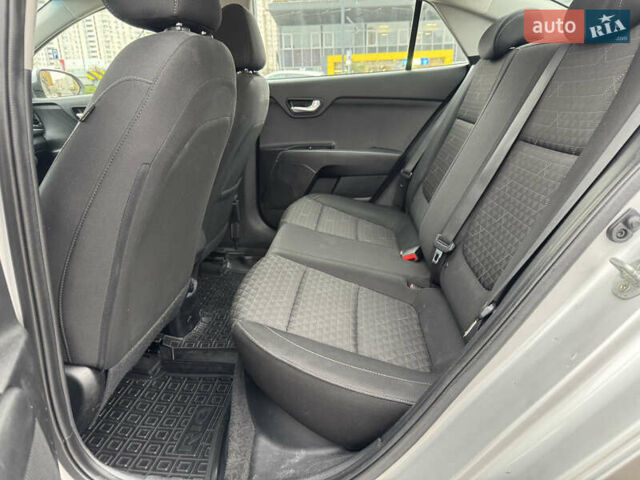 Серый Киа Рио, объемом двигателя 1.6 л и пробегом 65 тыс. км за 12800 $, фото 31 на Automoto.ua