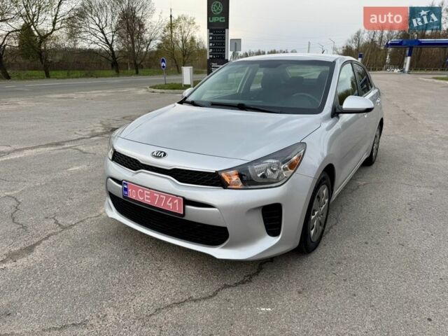 Серый Киа Рио, объемом двигателя 1.59 л и пробегом 68 тыс. км за 11500 $, фото 2 на Automoto.ua