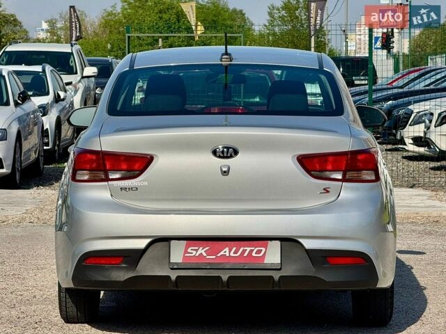 Серый Киа Рио, объемом двигателя 1.59 л и пробегом 68 тыс. км за 10900 $, фото 6 на Automoto.ua