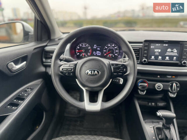 Серый Киа Рио, объемом двигателя 1.6 л и пробегом 65 тыс. км за 12800 $, фото 18 на Automoto.ua