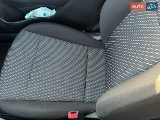 Серый Киа Рио, объемом двигателя 1.37 л и пробегом 135 тыс. км за 11100 $, фото 15 на Automoto.ua