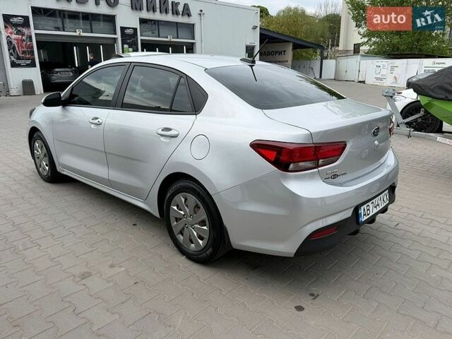 Серый Киа Рио, объемом двигателя 1.59 л и пробегом 108 тыс. км за 11800 $, фото 5 на Automoto.ua