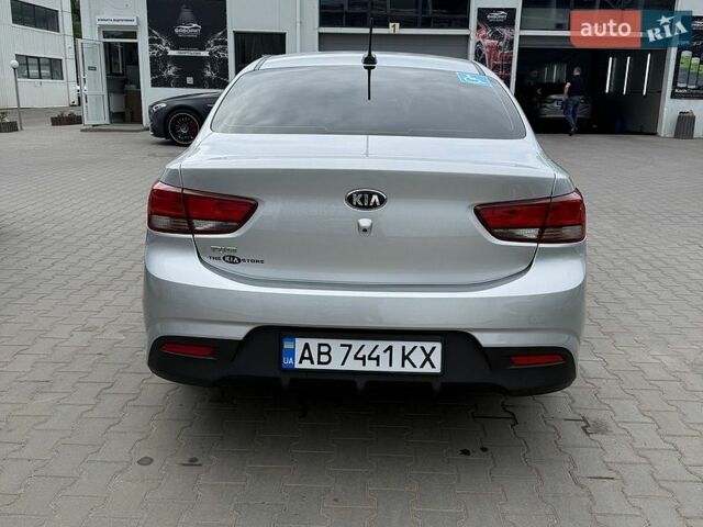 Серый Киа Рио, объемом двигателя 1.59 л и пробегом 108 тыс. км за 11800 $, фото 6 на Automoto.ua