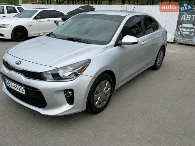 Сірий Кіа Ріо, об'ємом двигуна 1.59 л та пробігом 108 тис. км за 11800 $, фото 2 на Automoto.ua