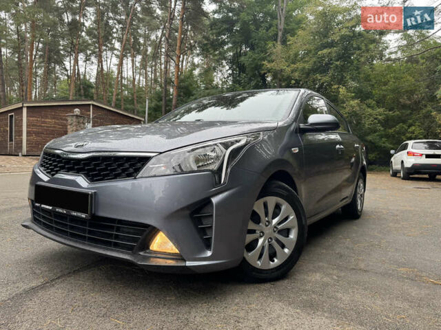 Серый Киа Рио, объемом двигателя 1.37 л и пробегом 67 тыс. км за 13800 $, фото 1 на Automoto.ua