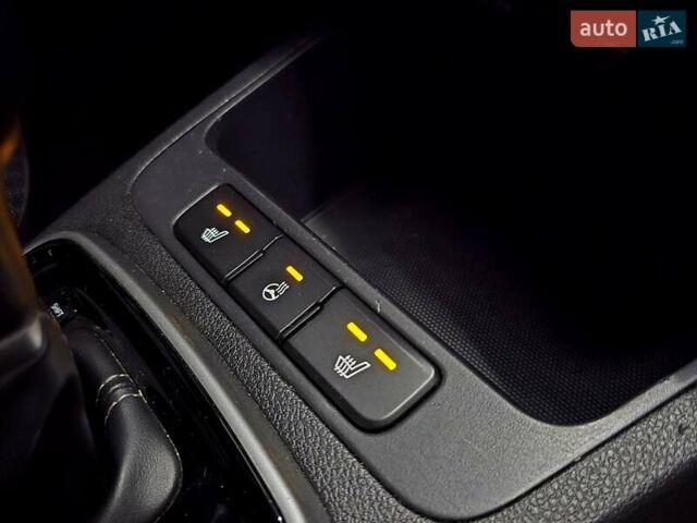 Сірий Кіа Ріо, об'ємом двигуна 1.37 л та пробігом 60 тис. км за 13999 $, фото 15 на Automoto.ua