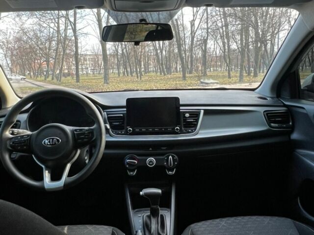 Серый Киа Рио, объемом двигателя 1.59 л и пробегом 109 тыс. км за 11500 $, фото 7 на Automoto.ua