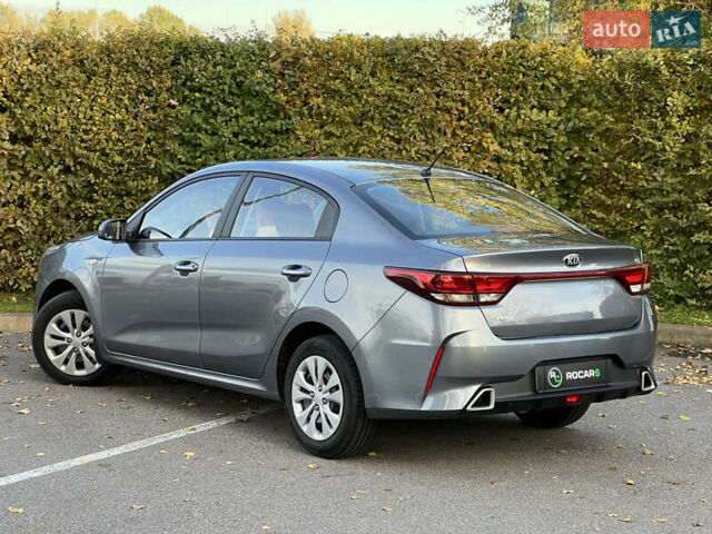 Серый Киа Рио, объемом двигателя 1.37 л и пробегом 87 тыс. км за 13500 $, фото 17 на Automoto.ua