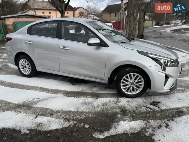 Серый Киа Рио, объемом двигателя 1.59 л и пробегом 78 тыс. км за 13800 $, фото 2 на Automoto.ua