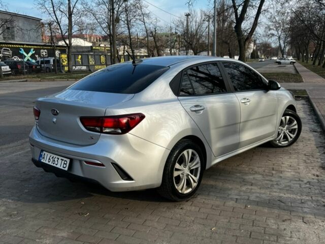 Серый Киа Рио, объемом двигателя 1.59 л и пробегом 109 тыс. км за 11500 $, фото 4 на Automoto.ua