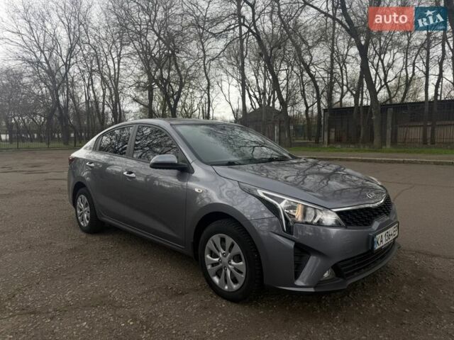 Серый Киа Рио, объемом двигателя 1.37 л и пробегом 60 тыс. км за 13800 $, фото 6 на Automoto.ua