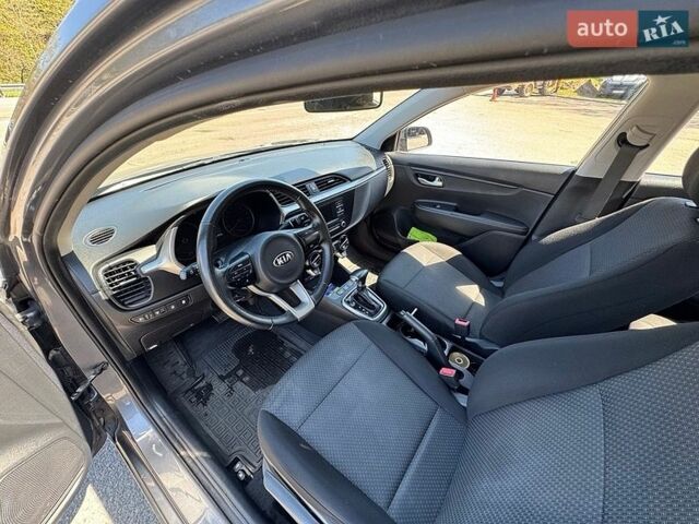 Серый Киа Рио, объемом двигателя 1.37 л и пробегом 81 тыс. км за 13500 $, фото 27 на Automoto.ua