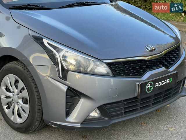 Серый Киа Рио, объемом двигателя 1.37 л и пробегом 87 тыс. км за 13500 $, фото 26 на Automoto.ua