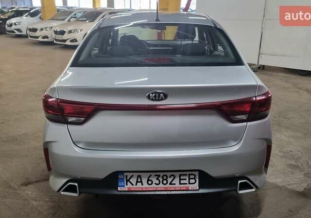 Серый Киа Рио, объемом двигателя 1.37 л и пробегом 64 тыс. км за 12900 $, фото 11 на Automoto.ua
