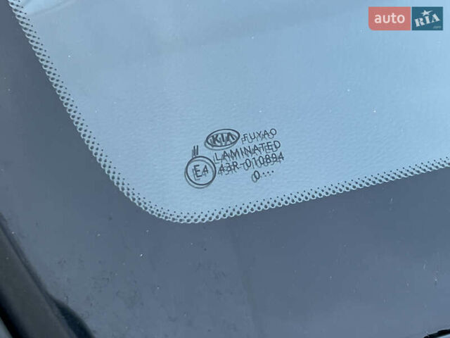 Серый Киа Рио, объемом двигателя 1.37 л и пробегом 87 тыс. км за 13500 $, фото 27 на Automoto.ua